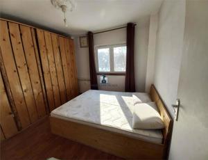 Inchiriere Apartament 2 Camere Semidecomandat Sos.Berceni - imagine 4