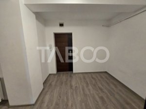 Apartament 3 camere 72 mpu etaj intermediar 1 balcon Doamna Stanca - imagine 2