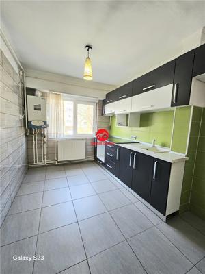 Apartament 2 Camere Renovat Complet, etaj 1, zona Inel 2 - imagine 1