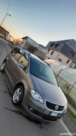 dezmembrez vw turan 2.0 benzina motor cutie capota faruri bara fata spate haion alternator usa aripa - imagine 5