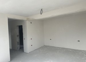 Vila de Vânzare în Zona KM 5 - imagine 8