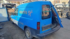 Dezmembrez / dezmembrari piese auto Opel Combo an 2004 motor 1.7dti Y17DTL - imagine 4