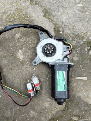 Motoraș geam dreapta Man tga