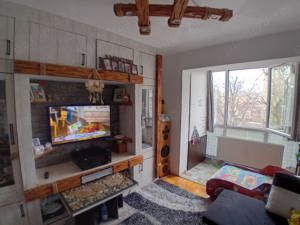 Vand apartament cu doua camere Vlaicu  - imagine 5