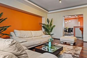 Vanzare Apartament 4 Camere Bulevardul Unirii