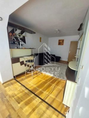 Apartament 3 camere , clima , centrala propirie ,zona Sagului - imagine 4