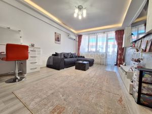 Apartament 2 camere decomandat, spatios,  Coresi Isaran