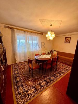 Vanzare apartament 4 camere, 2 bai, in Ploiesti, zona Parcul Aurora.