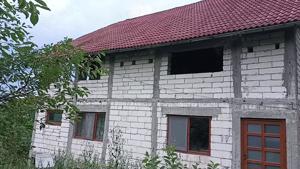 Casă şi livadă, de vânzare în localitatea Păuşeşti-Măglaşi, sat Coasta. - imagine 2