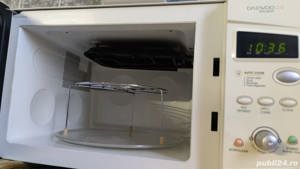 Cuptor cu microunde Daewoo KOG-86AR