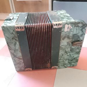 Vând acordeon Weltmeister - imagine 4