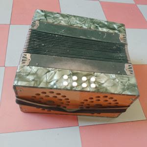 Vând acordeon Weltmeister - imagine 3