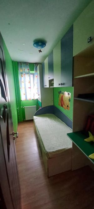 Vând apartament cu 3 camere, etajul 3,zona Sagului  - imagine 5