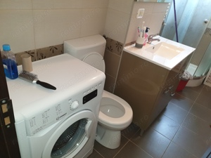 Vând apartament cu 3 camere, etajul 3,zona Sagului  - imagine 17