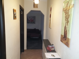 Vând apartament cu 3 camere, etajul 3,zona Sagului  - imagine 15