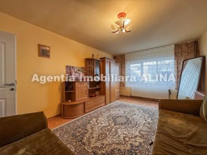 Ap. 3 camere (Transformat in 4 camere) Deva, zona Gojdu, Str. Zamfirescu, 70 mp, parter... - imagine 3