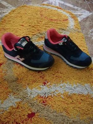 Vand adidasi noi HAMMER JACK in cutie cu eticheta