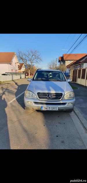 Vând Mercedes ML 2.7 cuplaj cu remorca dubla