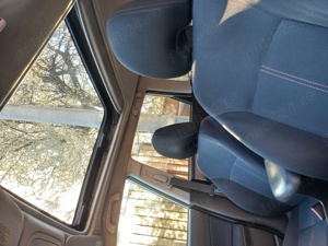 Vand Subaru 2.0D, 4x4, an 2010, 3999 negociabil - imagine 3 Vand Subaru 2.0D, 4x4, an 2010, 3999 negociabil - imagine 3