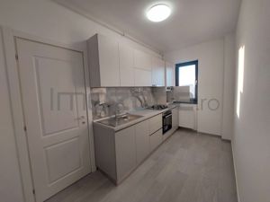 Garsoniera 46 mp, Prima inchiriere, etaj 5, disponibila imediat – METROU PACII - imagine 4