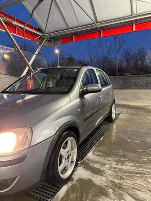  Vând  Opel  corsa cu clima Tronic Diesel  EURO 4 - imagine 2