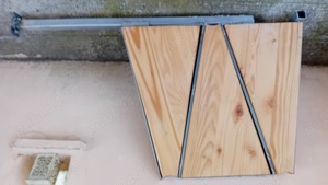 Scara interior, spirala, structura metalica, trepte din lemn - imagine 5