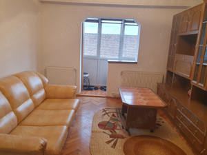 Închiriez apartament cu 2 camere  - imagine 3