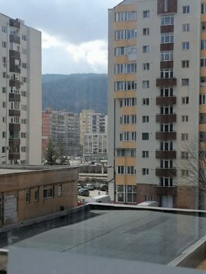 Apartament 3 camere, etaj 3, decomandat, Resita - imagine 6