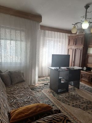 Apartament 3 camere, etaj 3, decomandat, Resita - imagine 8