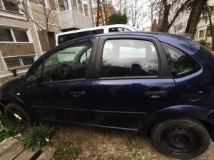 vand autoturism citroen C3 an fabricatie 2005 pe benzina 