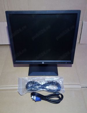 HP 17" inch monitor LED - ca NOU!