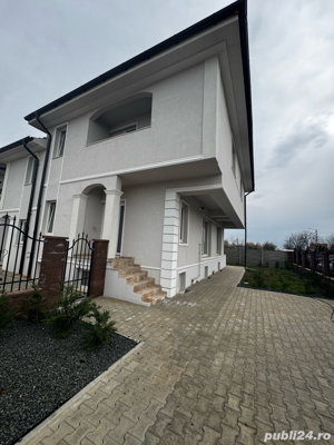 Birouri sau locuinta-Casa individuala de inchiriat pe strada linistita langa restaurant DAF (Giroc)