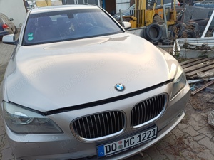 Dezmembrez BMW seria 7 n63 motor defect  - imagine 3