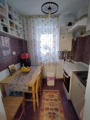 Apartament 2 camere, an 1980, semidecomandat, 41 mp, pret 35000 euro, negociabil 