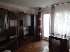 Persoana fizica închiriez apartament cu o cameră în Complex in spate la BRD  - imagine 7