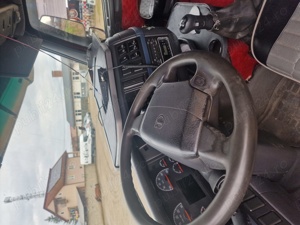 Volvo FH12 440CP an 2006 cap tractor 6500euro - imagine 3