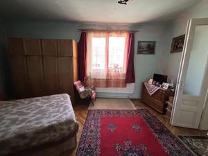 Casa central singur in curte  - 150 mp util - 411 mp curte - imagine 2