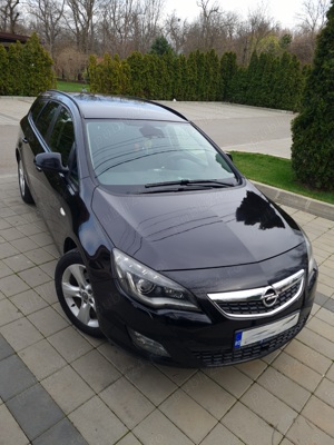 Opel Astra J Sport Tourer 1.7 CDTI