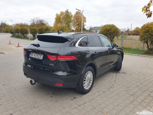 Jaguar F-Pace 2.0d AWD 4x4   - imagine 4