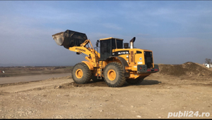 Incarcator frontal hyundai 2300 ore!!!