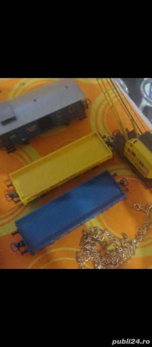 locomotiva cu vagoane  - imagine 2