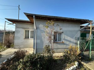 Casa Calea Domnească 70mp, teren 350mp - imagine 2