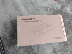 tava despartitor prăjitură 