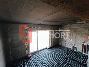 Duplex 4 camere si teren de 300 mp - zona Mosnita Veche  - imagine 9