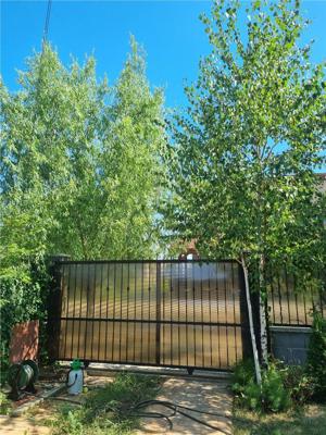 Triplex pe colt cu 2 fronturi stradale – Eleganta si confort in Dumbravita - imagine 16