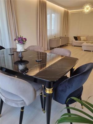 Triplex pe colt cu 2 fronturi stradale – Eleganta si confort in Dumbravita - imagine 4