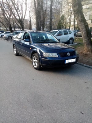 Volkswagen Passat B5 1.6 - imagine 8