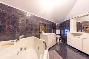 Vila de lux, P+E, in inima orasului Arad, 4 dormitoare, 210mp, KM 0-central - imagine 14