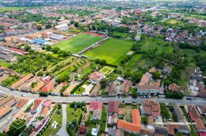 Teren intravilan cu casa demolabila, aproximativ 2000 mp, zona Aradul Nou - imagine 4