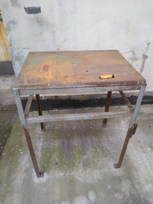 Vand masa cu placa de fier 